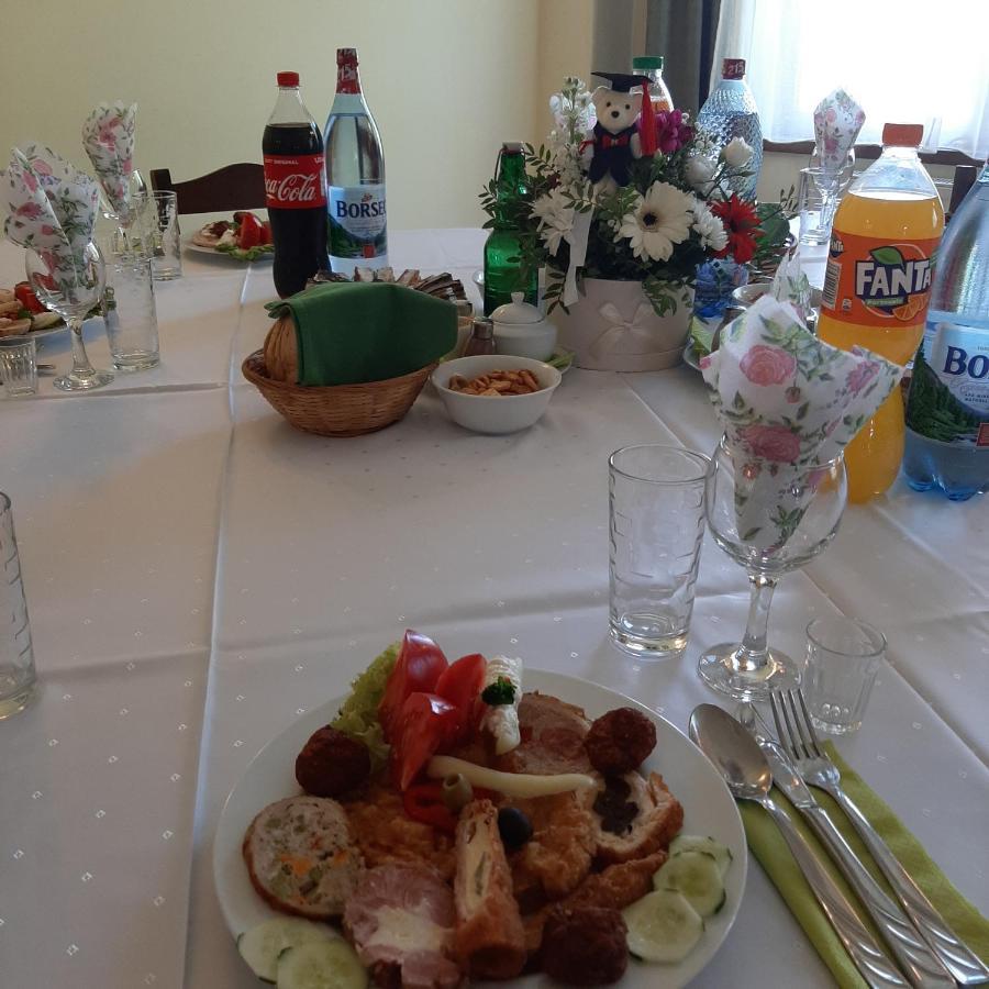 Panorama Cehu Silvaniei Buitenkant foto